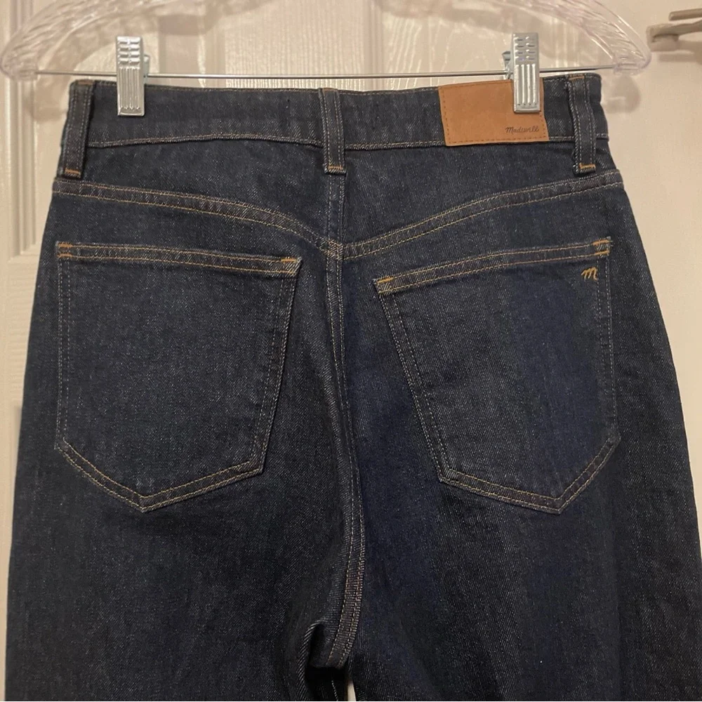 Madewell The Curvy '90s Straight Jean Norman Wash - Picture 9 of 14
